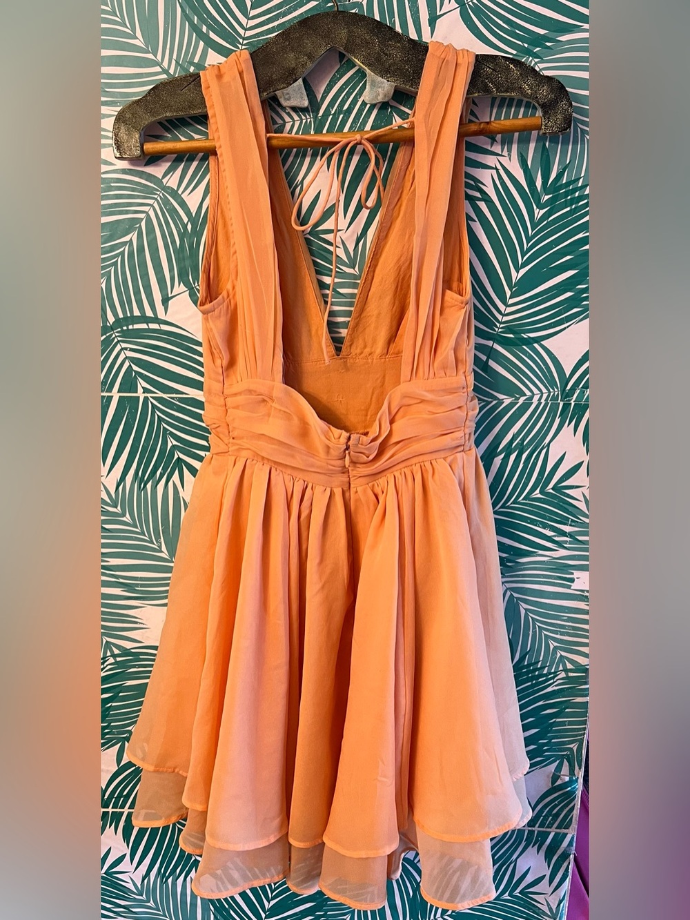 Abercrombie & Fitch Orange plunge mini dress pleated waist & flowing skirt sz XS - Picture 2 of 11